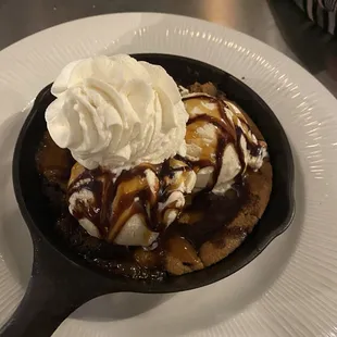 Chocolate Chip Cookie Skillet