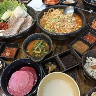 Kimchi Kalguksu