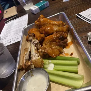 Habanero mango wings  they hot