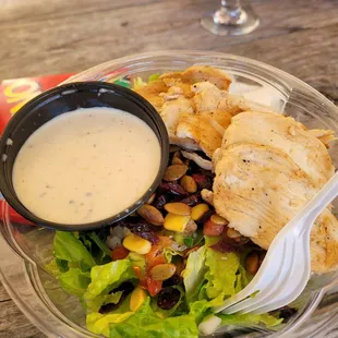 Salad with grilled chicken