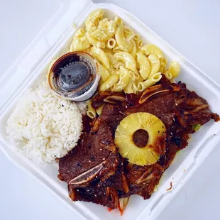 Kalbi beef with Mac salad and white rice  IG: @fooddeclassified