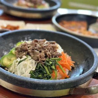 Beef Bibimbap(소고기 비빔밥)