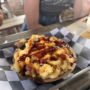 So many different food choices. Food was all Hot and you can tell it's fresh