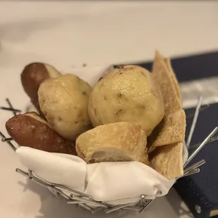 Bread basket
