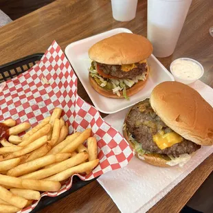 Cheeseburgers and old fashion French fried