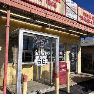 Store front of the infamous Hank's Burgers
