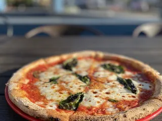 Locale90 Neapolitan Pizza Market