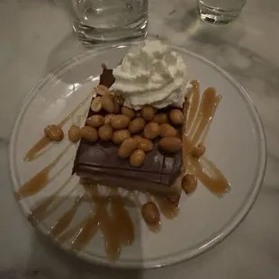 Chocolate Peanuts Butter Cake