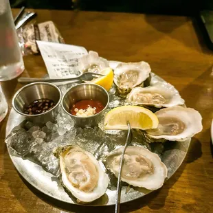 a platter of oysters
