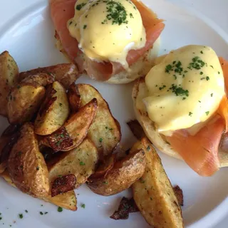 Smoked Salmon Benedict