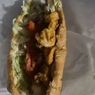 Shrimp poboy