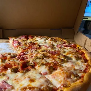 Hank's West Pizza