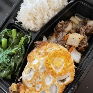 Black Pepper Beef with Rice