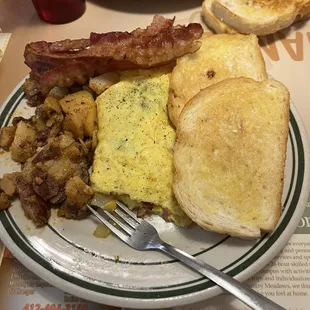 Western Omelet, Home fries, Italian bread and an extra side of bacon
