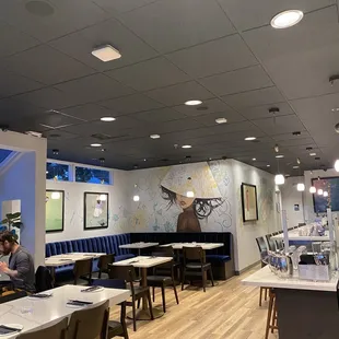 Contemporary insides! @Hanna Asian Noodle Bar Los Gatos CA Sun 3/19/23