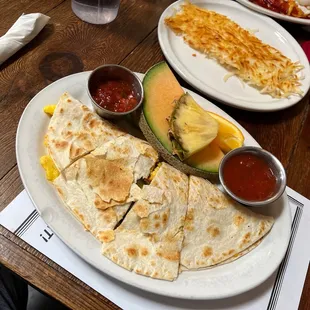 burritos and wraps, food