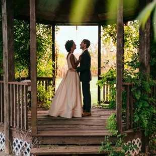 HCC custom gown, September 2020  See my review for more info.