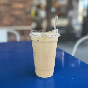 Iced A-A-Ron Latte-Regular (20 oz, 3 shots)