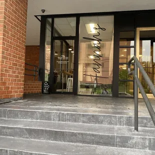 the entrance to the restaurant