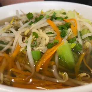 Vegetable Saimin buggah Broke da Mouff