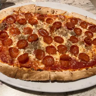 Carne pizza