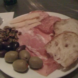 Hanny's Bar Plate