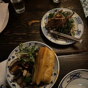 Pork ear salad and clams