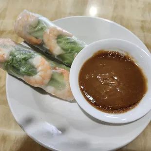 Shrimp spring rolls