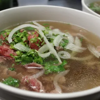 Vietnamese Beef Noodle Soup