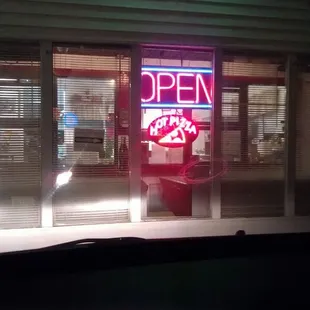 Front of building, Hanover Pizza