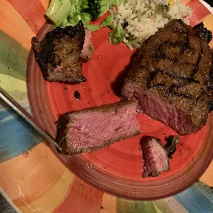 steak, rice and broccoli