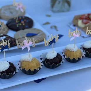 Fave desserts Hans &amp; Harry, Crumbl &amp; Nothin Bundt Cake