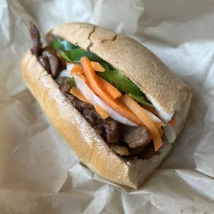 Bbq pork bahn mi