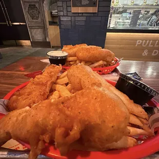 Fish &amp; chips (cod)