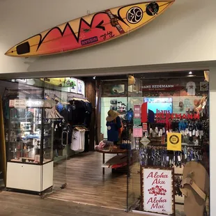 Hans Hedemann Surf Shop, inside the Queens Hotel