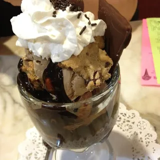 Chocolate Chip Cookie Sundae