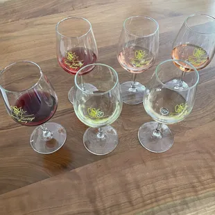 Flight of 6 wines - 2 oz pours