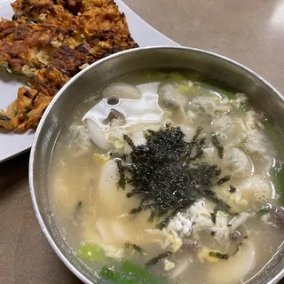 30. Tteok Man Du Guk