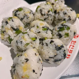 주먹밥 (DIY Rice Ball)