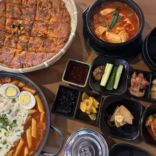 Kimchi pancake, Tteokbokki and tofu seafood stew