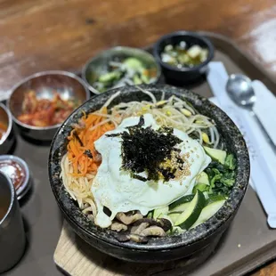 Hot stone bimbimbap