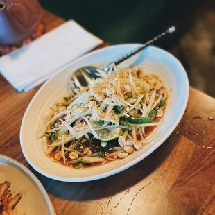 Green papaya salad / $15