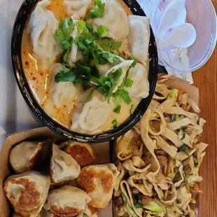 food, ramen and noodles