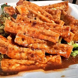 tofu and broccoli