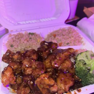 General Tso's Chicken Platter (Dark Meat Chicken)