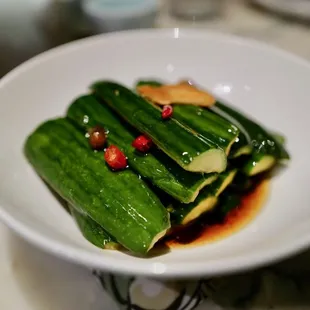 Crispy pickled cucumber