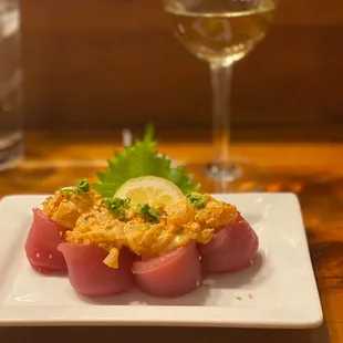 Spicy Scallop inside tuna