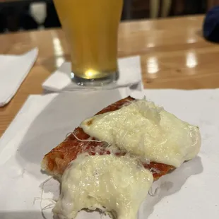 Session IPA and french bread pizza - Yummers!