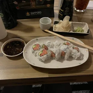 Spicy Tuna  + Hot Sake