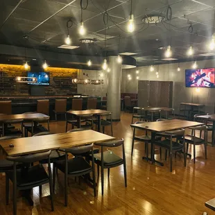 Newly remodeled Bar lounge and dining.
https://www.instagram.com/happarestaurant/